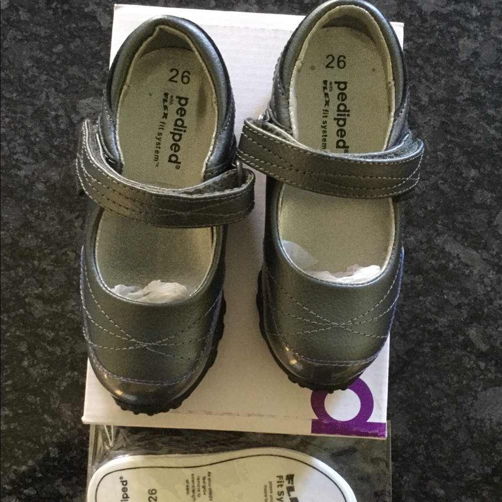 Pediped Silver/Pewter Mary Jane Shoes